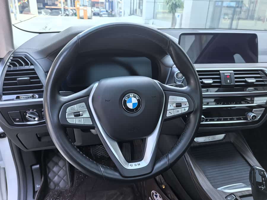 BMW X3 2021 — фото 13