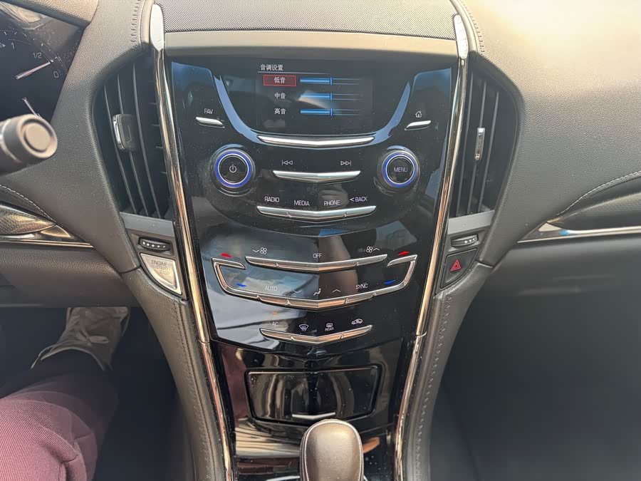 Cadillac ATS-L 2017 — фото 13