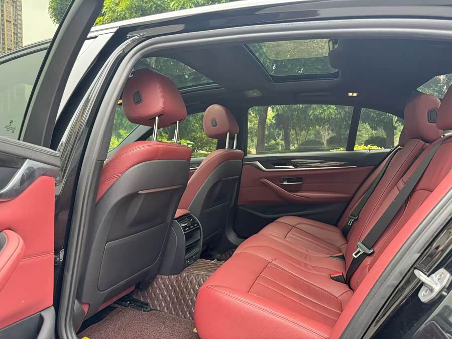 BMW 5 Series 2019