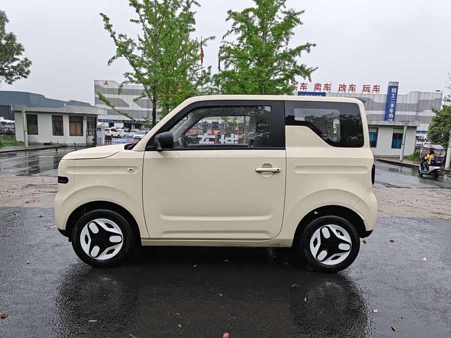 Geely Galaxy Panda 2025