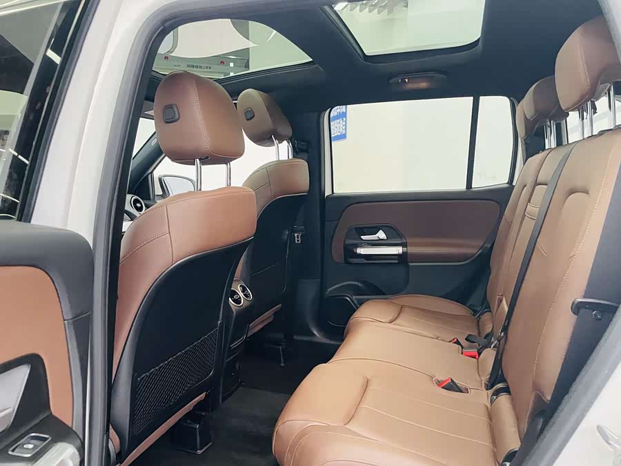 Mercedes-Benz GLB 2023 — фото 10