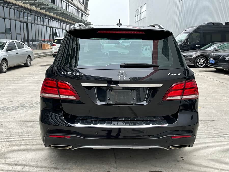 Mercedes-Benz GLE 2015