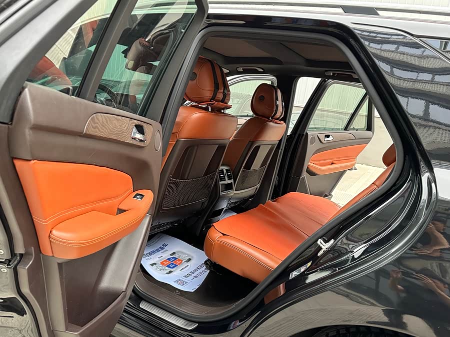 Mercedes-Benz GLE 2015 — фото 10