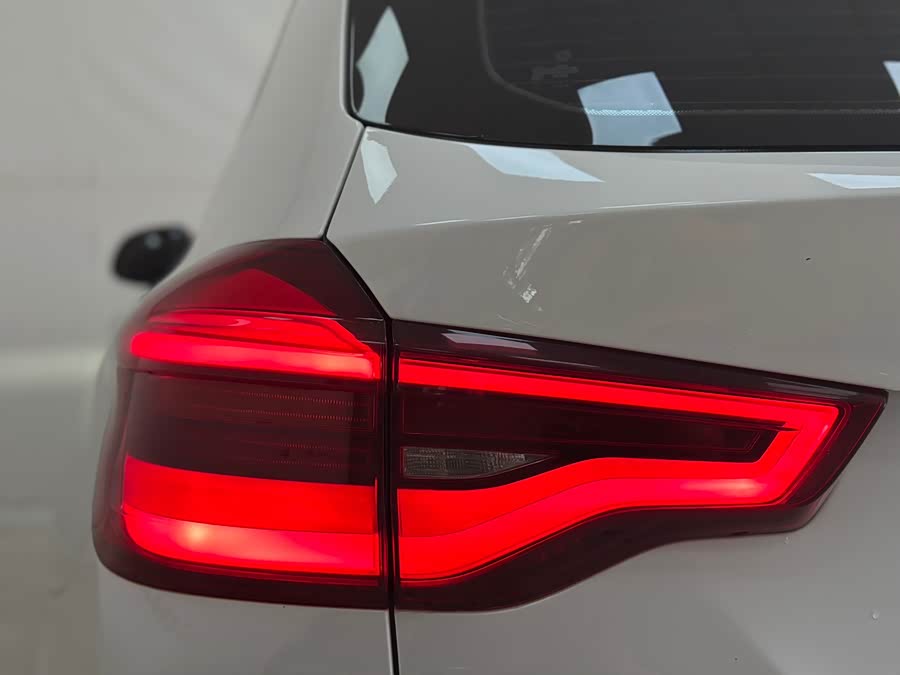 BMW X3 2018 — фото 19