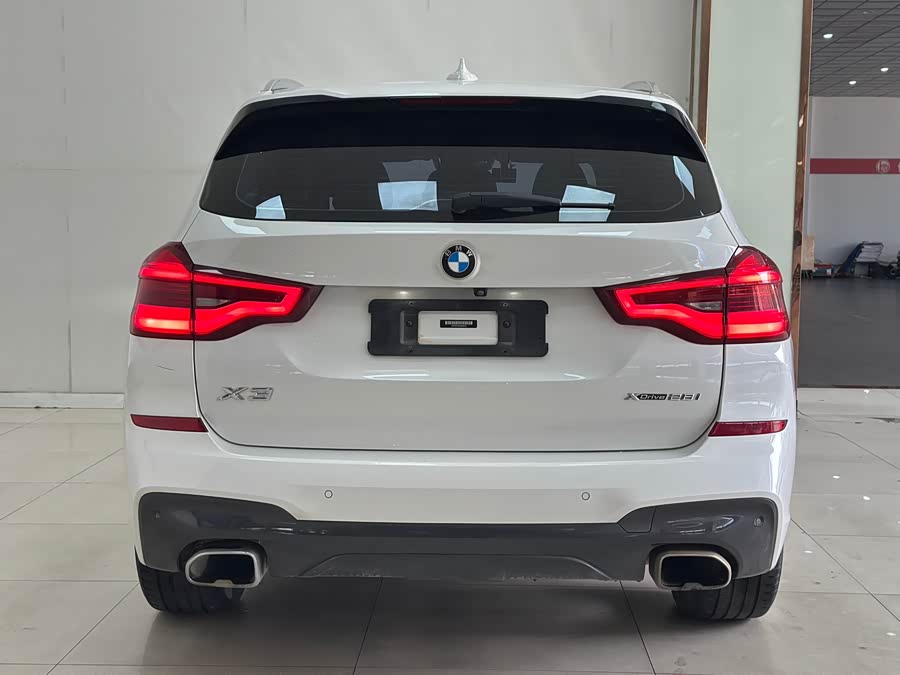 BMW X3 2018 — фото 17