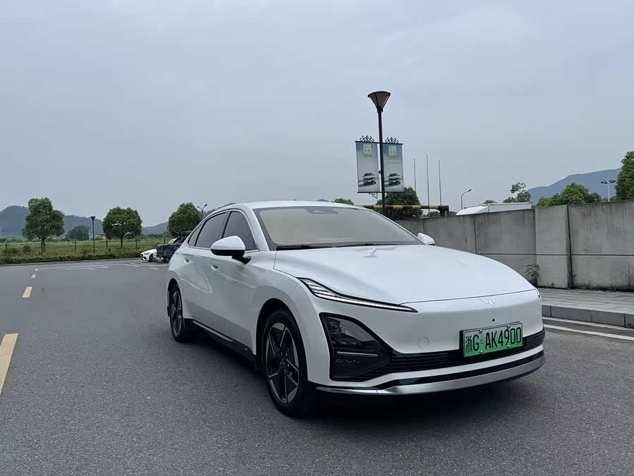 Wuling Starlight 2024