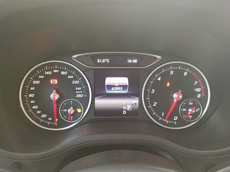Mercedes-Benz B-Class 2019 — фото 12
