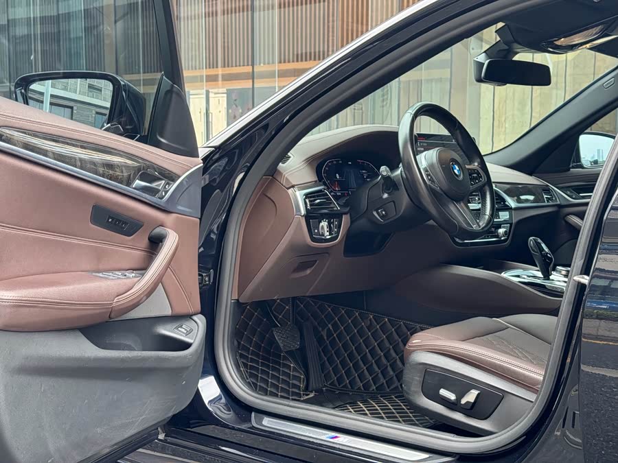 BMW 5 Series 2022