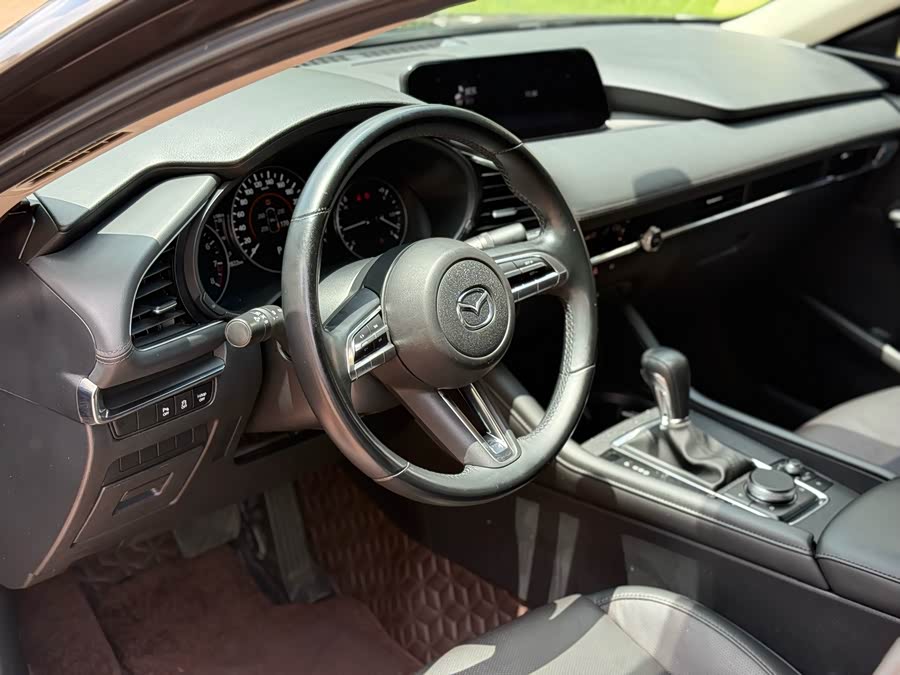 Mazda 3 Angkesela 2021