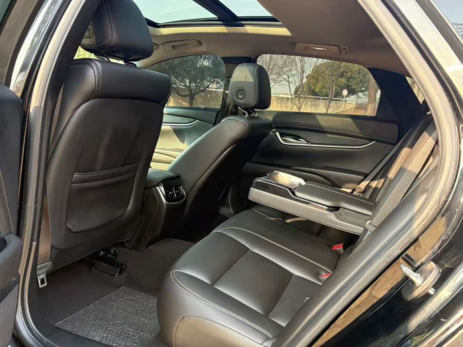 Cadillac XTS 2018