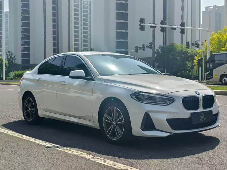 BMW 1 Series 2021