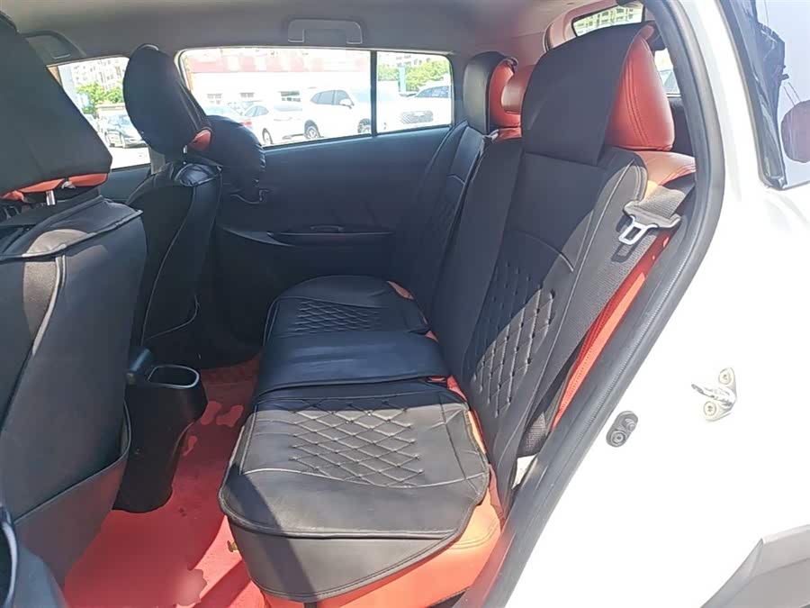 Toyota Yaris L 2021 — фото 17