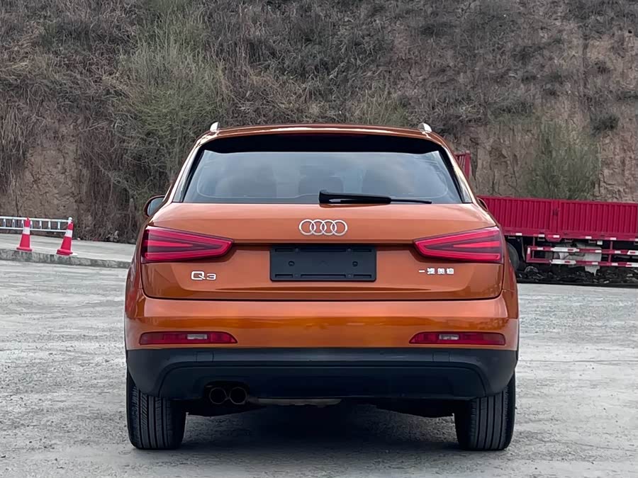 Audi Q3 2015