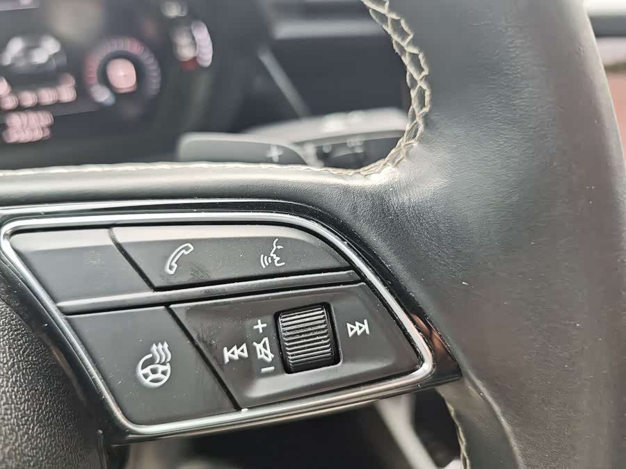 Audi A3 2023 — фото 20