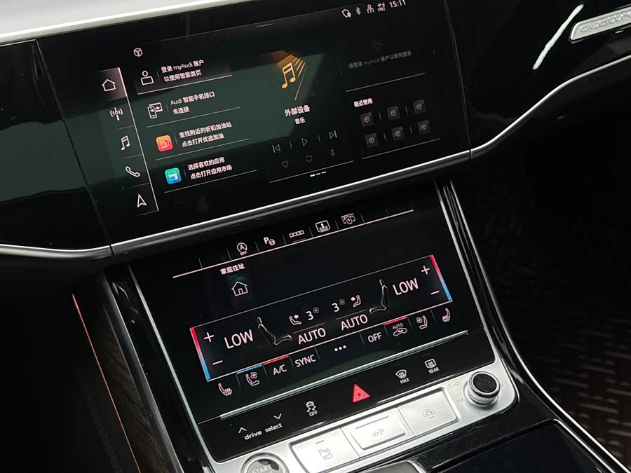 Audi A8 2021 — фото 37