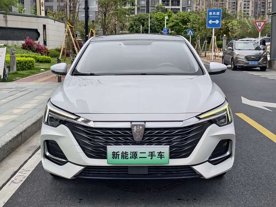 Roewe MAX 2022