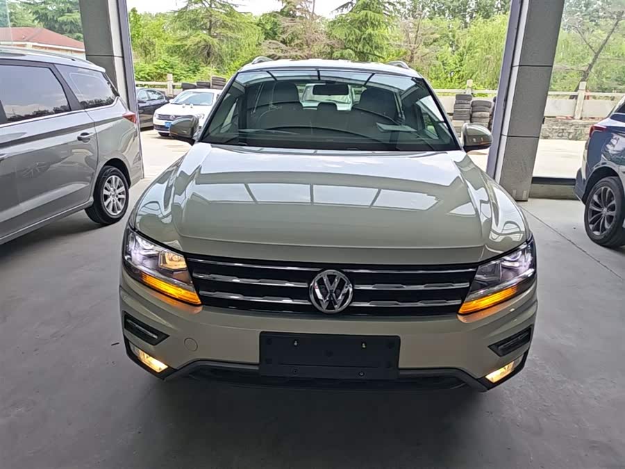 Volkswagen Tiguan L 2018