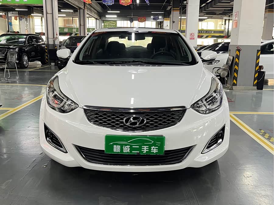 Hyundai Elantra 2016