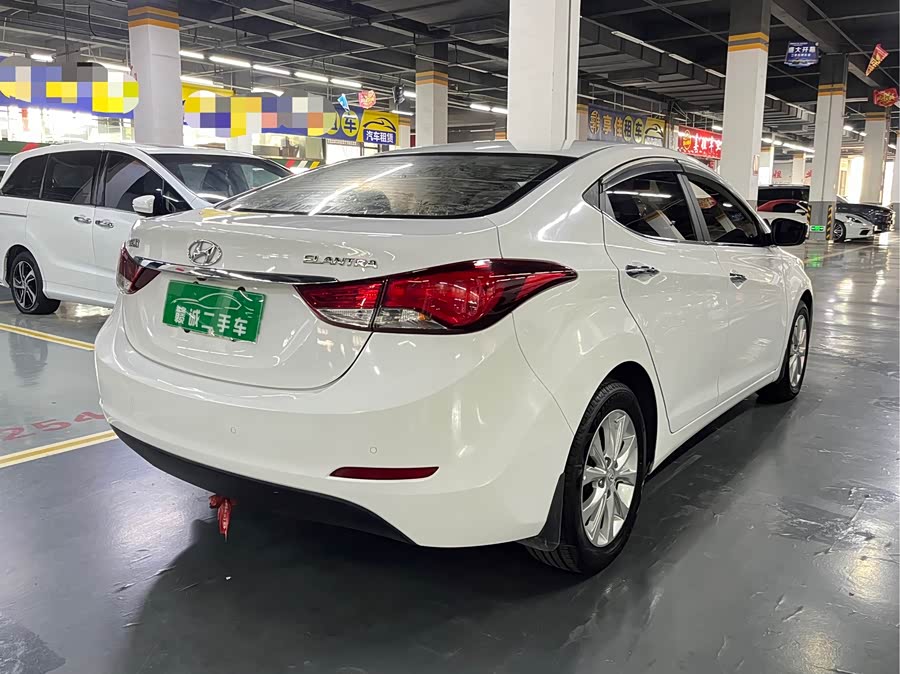 Hyundai Elantra 2016