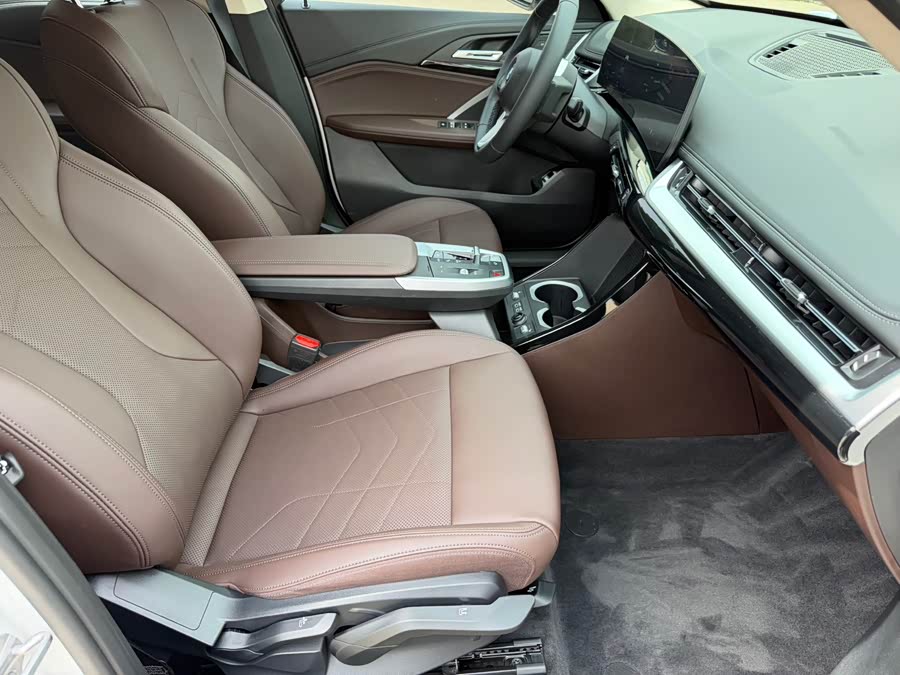 BMW X1 2023 — фото 13
