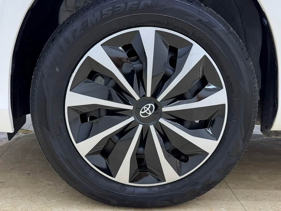 Toyota Vios 2022 — фото 25
