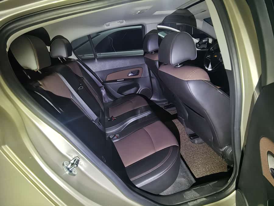 Chevrolet Cruze 2013