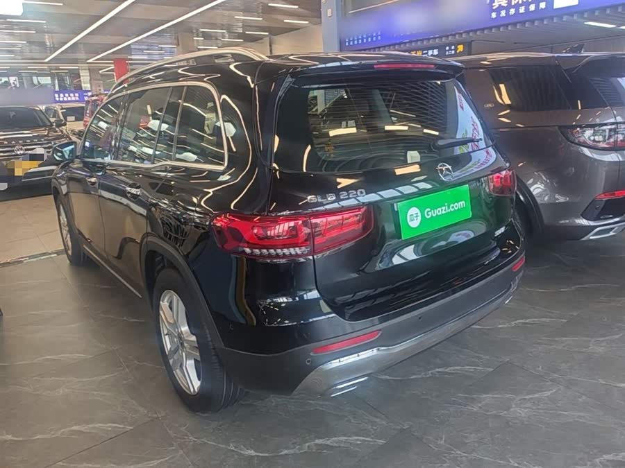 Mercedes-Benz GLB 2022
