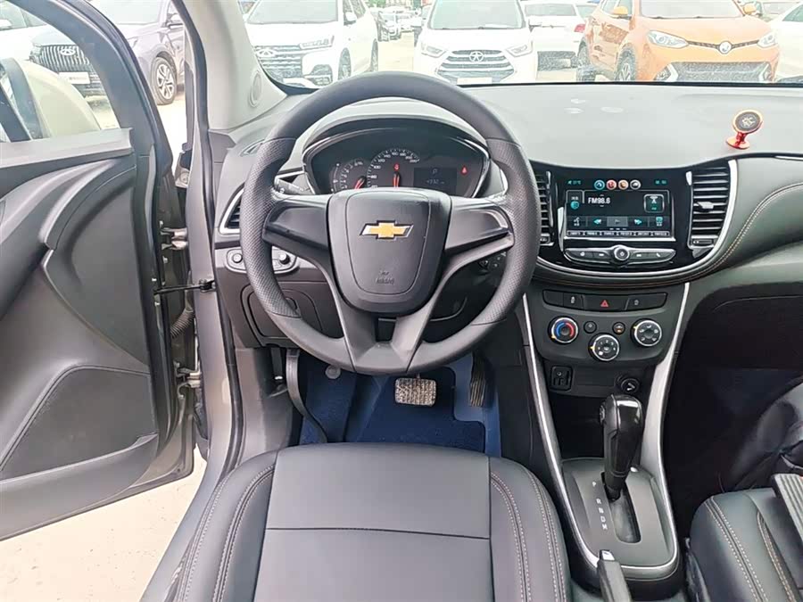 Chevrolet Trax 2018 — фото 13