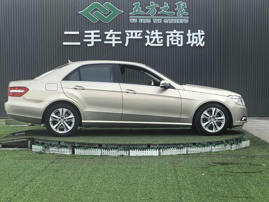 Mercedes-Benz E-Class 2010
