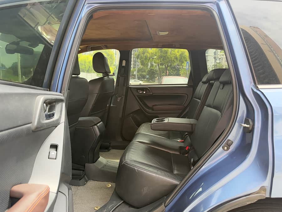 Subaru Forester 2014 — фото 15