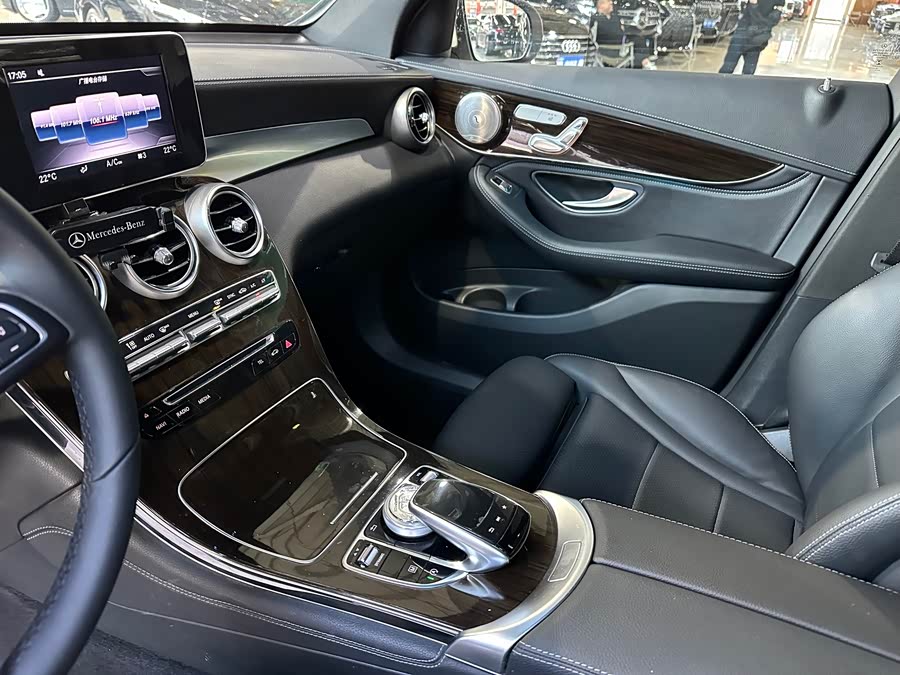 Mercedes-Benz GLC 2019 — фото 10