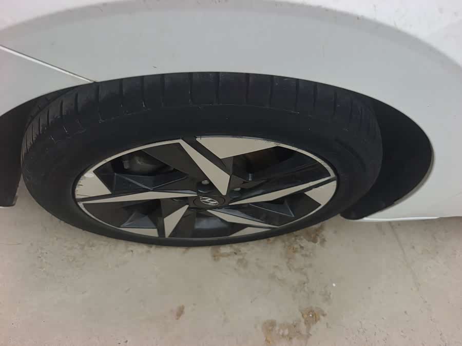 Hyundai Elantra 2021