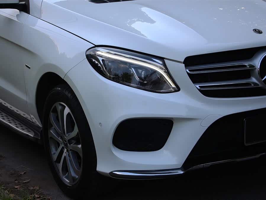 Mercedes-Benz GLE 2018 — фото 17