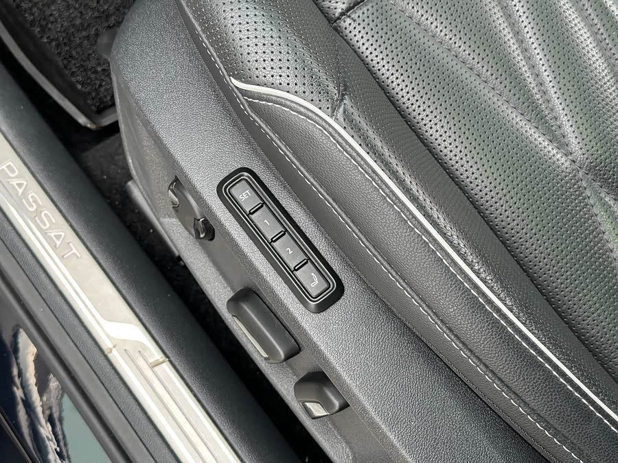 Volkswagen Passat 2023