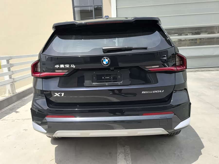 BMW X1 2023 — фото 8