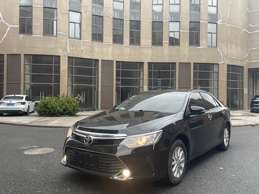 Toyota Camry 2016
