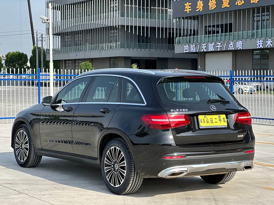 Mercedes-Benz GLC 2018 — фото 22