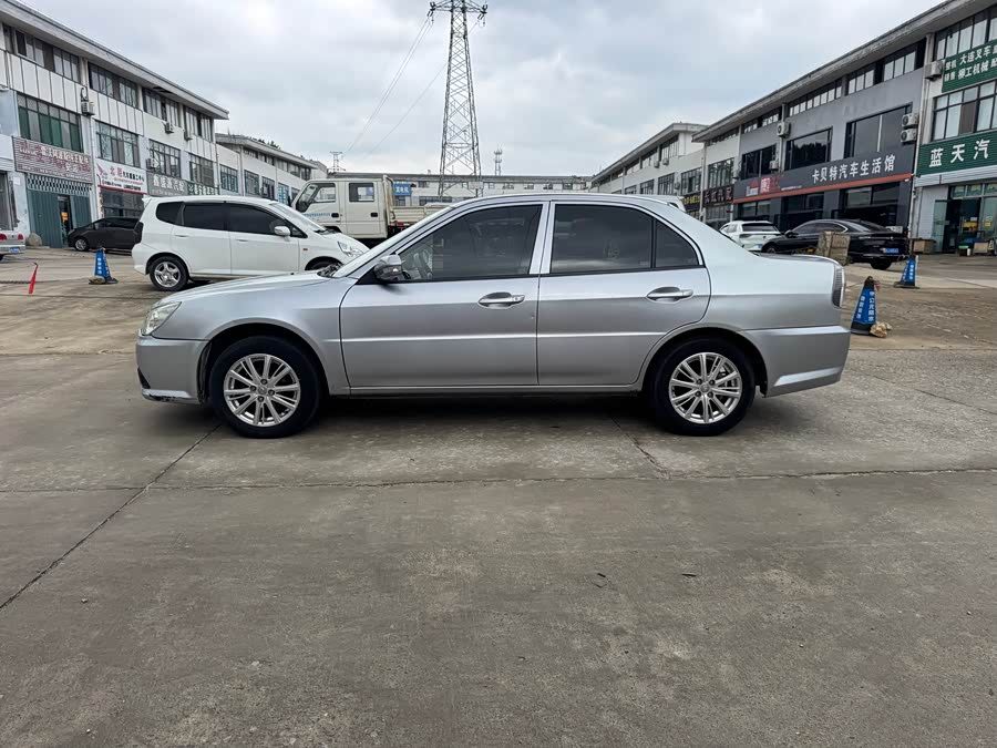 Soueast V3 Lingyue 2014