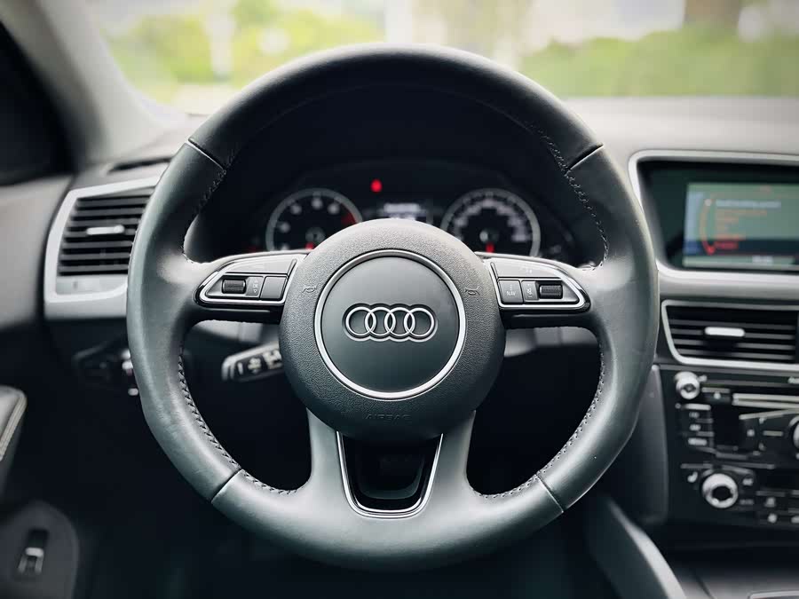 Audi Q5 2017 — фото 11