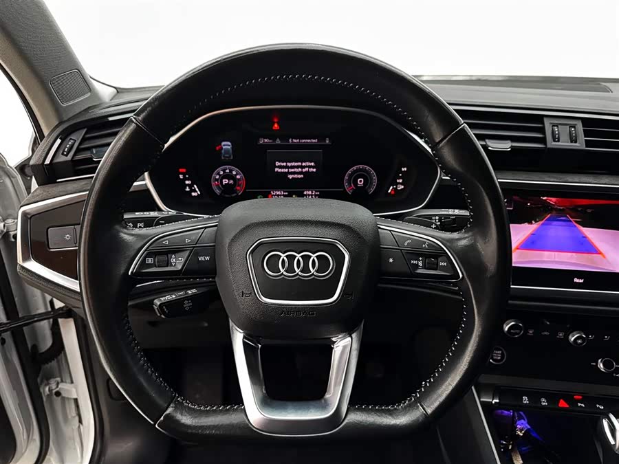 Audi Q3 2022 — фото 19