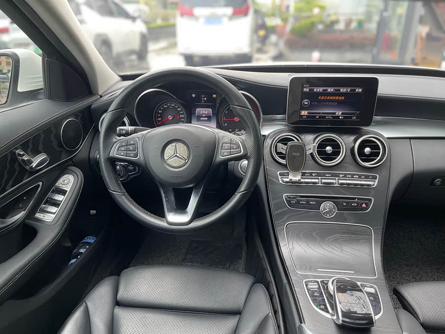 Mercedes-Benz C-Class 2017 — фото 15