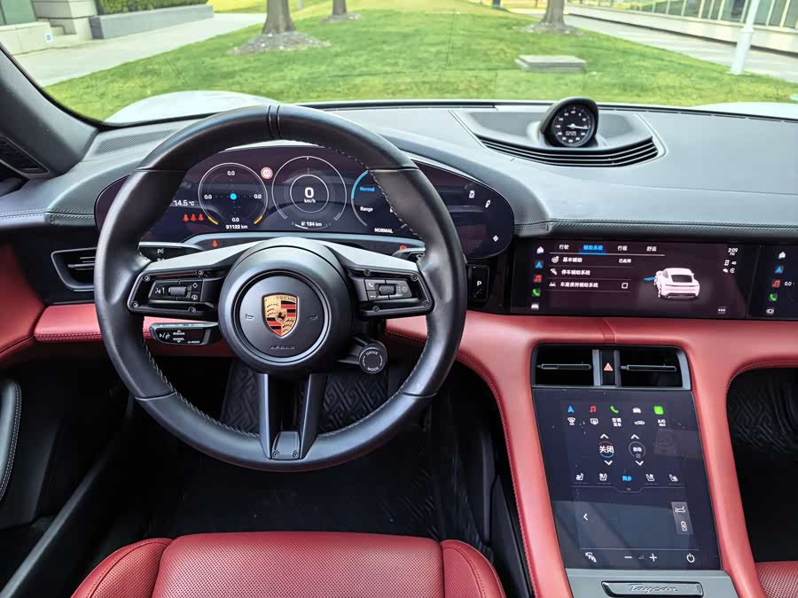 Porsche Taycan 2022 — фото 19