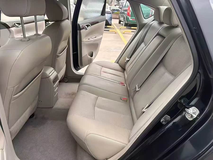 Nissan Sylphy 2012