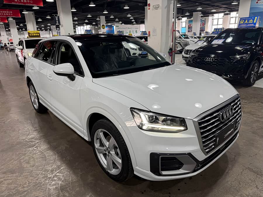Audi Q2L 2018