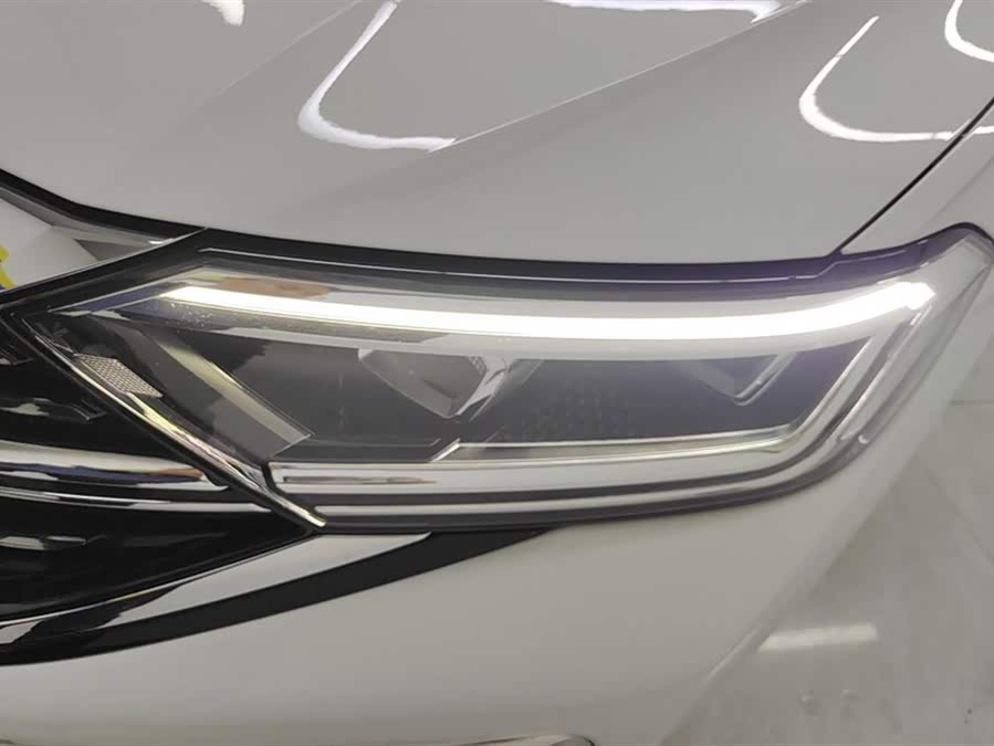Volkswagen Sagitar 2025