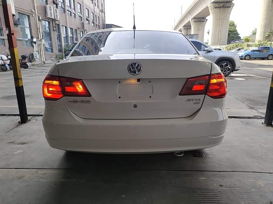 Volkswagen Jetta 2015