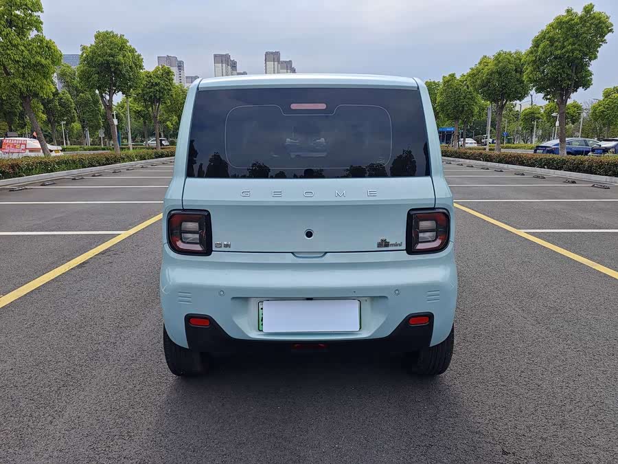 Geely Galaxy Panda 2024