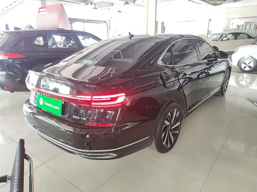 Volkswagen Passat 2023