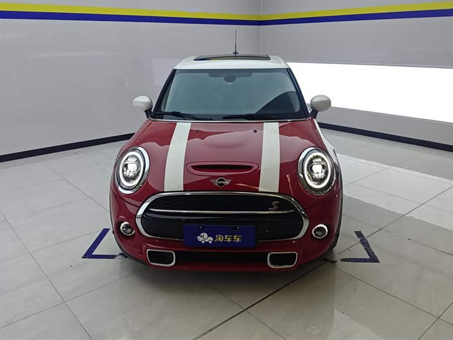 MINI MINI 2020