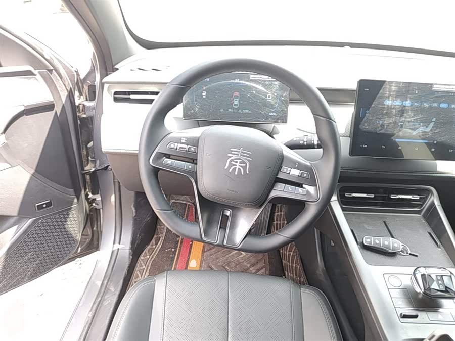 BYD Qin PLUS 2025 — фото 11